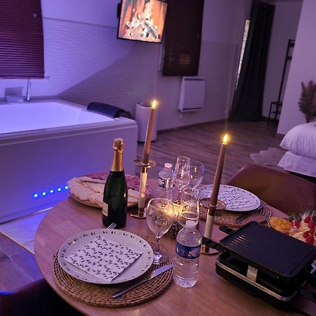 Levasion Romantique Loft Avec Jacuzzi Privatif Et Jardin Paris Hotel Saint-Prix  Luaran gambar