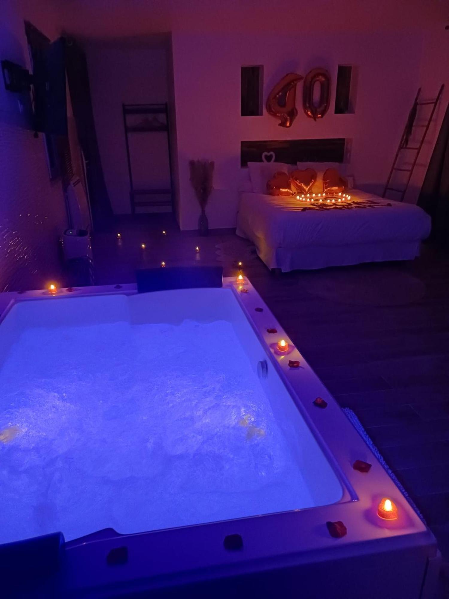 Levasion Romantique Loft Avec Jacuzzi Privatif Et Jardin Paris Hotel Saint-Prix  Luaran gambar